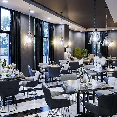 Ramada Encore By Wyndham Basin Express اسطنبول