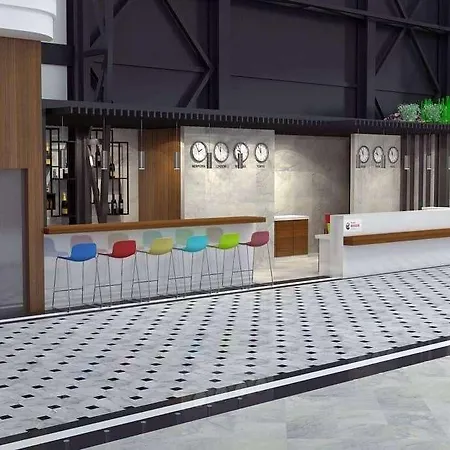 Ramada Encore By Wyndham Basin Express Hotel