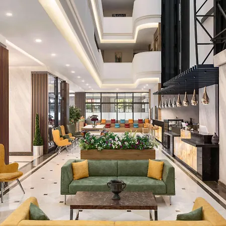 Ramada Encore By Wyndham Basin Express