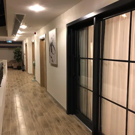 מלון Ramada Encore By Wyndham Basin Express