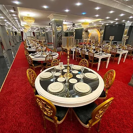 Ramada Encore By Wyndham Basin Express Hotel