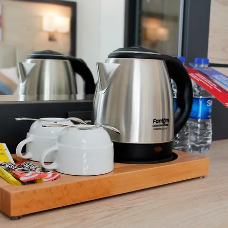 Ramada Encore By Wyndham Basin Express 4*