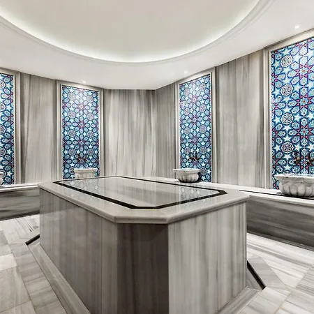 Ramada Encore By Wyndham Basin Express 4*