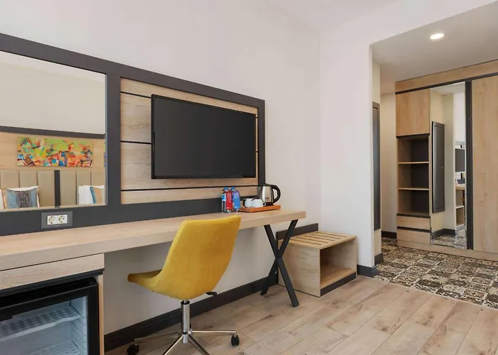 Ramada Encore By Wyndham Basin Express 4* Istanbul