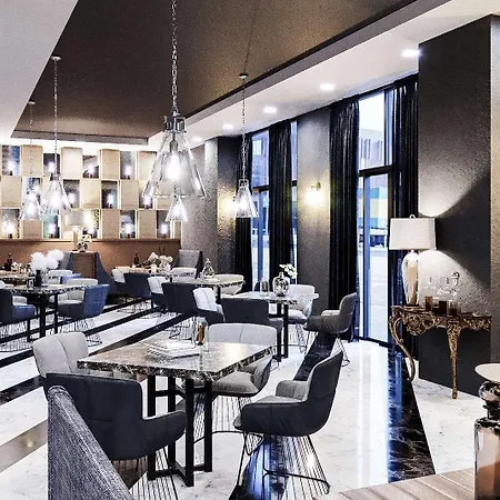 Ramada Encore By Wyndham Basin Express Hotel Estambul