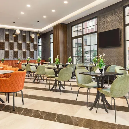 Ramada Encore By Wyndham Basin Express Istanbul